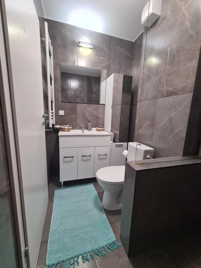 Christopher Apartment Орадеа Екстериор снимка